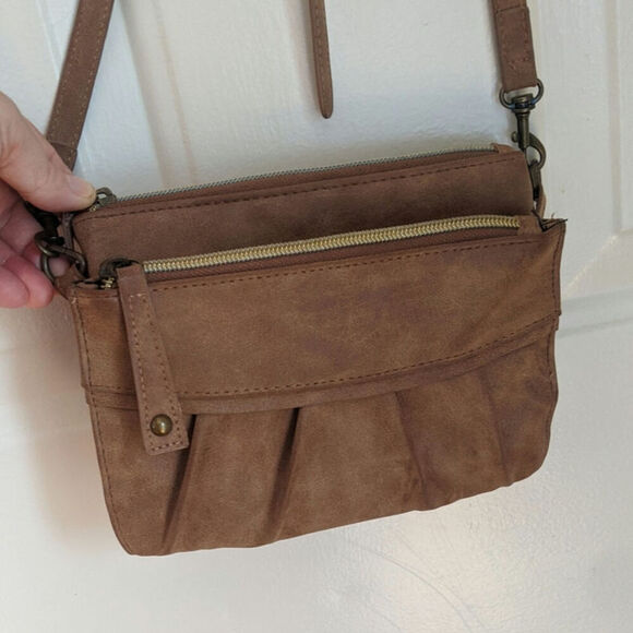 Vegan Leather Light Brown Small Crossbody Purse Zip Closure Adjustable Strap Y2K - Picture 1 of 11